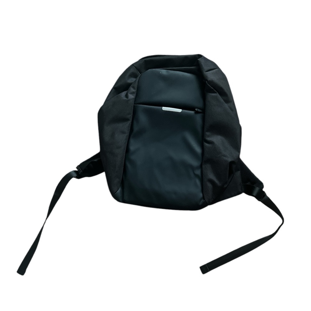 Black Tech Backpackk